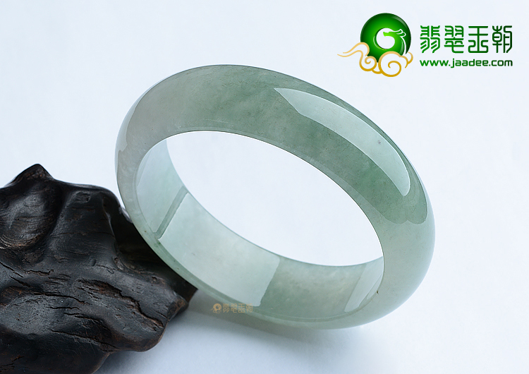 (超值推荐)糯冰种晴水飘花手镯（57.7mm）
