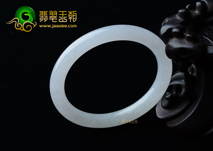 (超值推荐)糯冰种淡晴水圆条手镯（55mm）