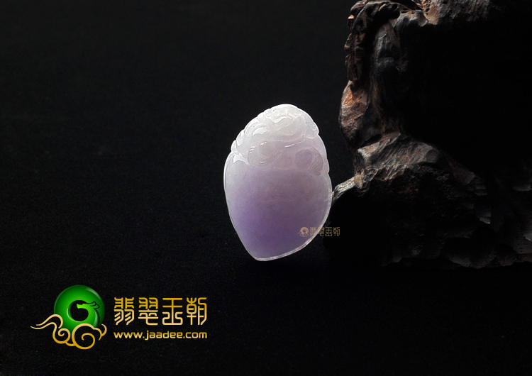 糯冰种紫罗兰寿桃挂件