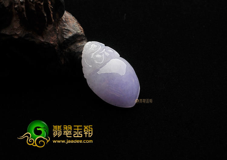 糯冰种紫罗兰寿桃挂件