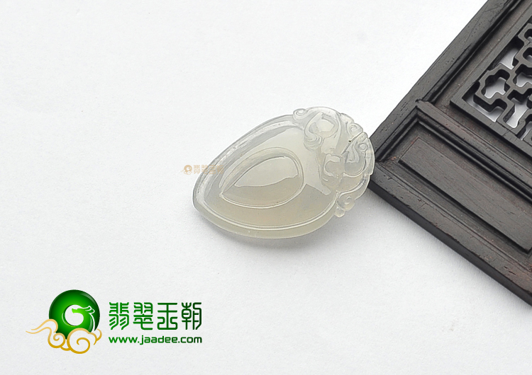 (超值推荐)冰种淡晴水寿桃挂件