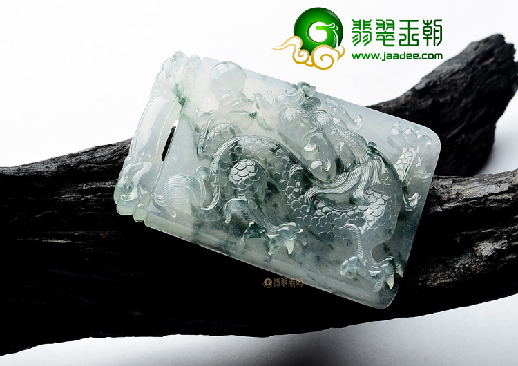 (超值推荐)冰种飘花龙凤牌挂件