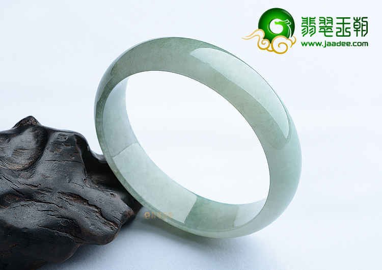 (超值推荐)糯冰种晴水手镯（57.5mm）