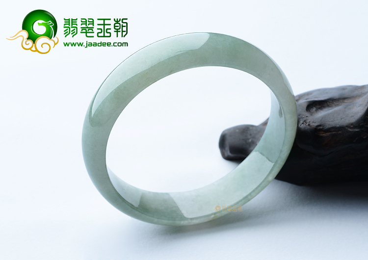 (超值推荐)糯冰种晴水手镯（57.5mm）