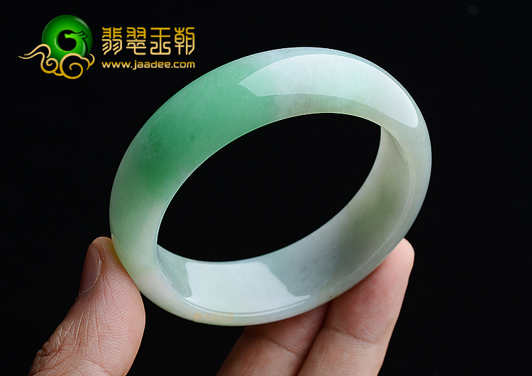 (超值推荐)糯冰种飘翠手镯（54.4mm）