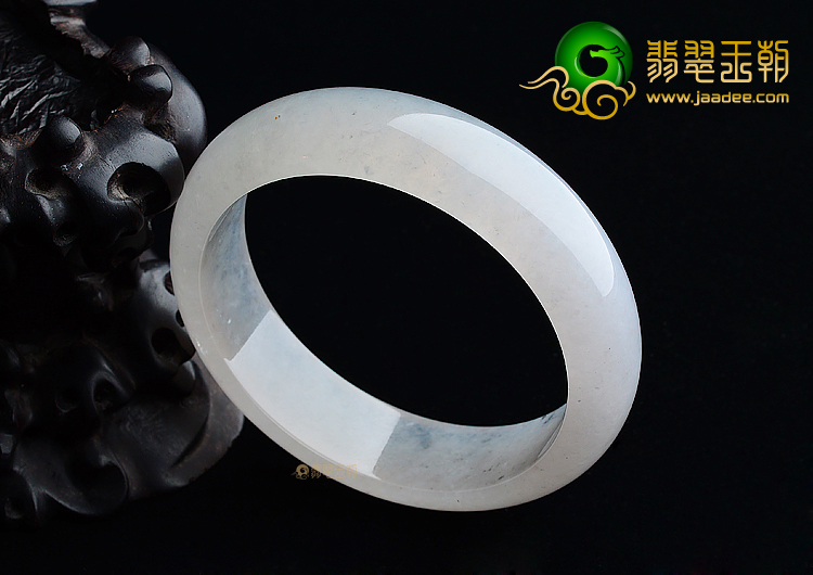 (超值推荐)冰种白色手镯（57.6mm）