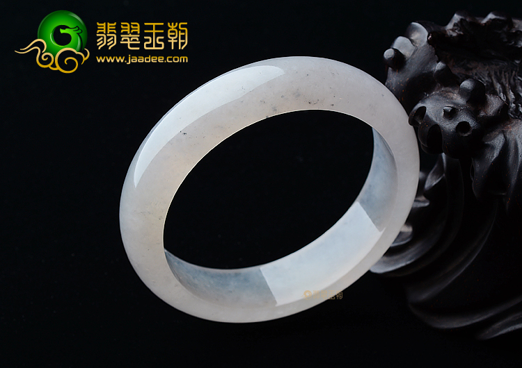 (超值推荐)冰种白色手镯（57.6mm）