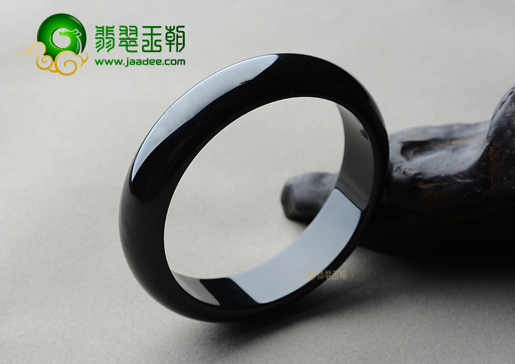 (超值推荐)细糯种墨翠手镯（56.5mm）