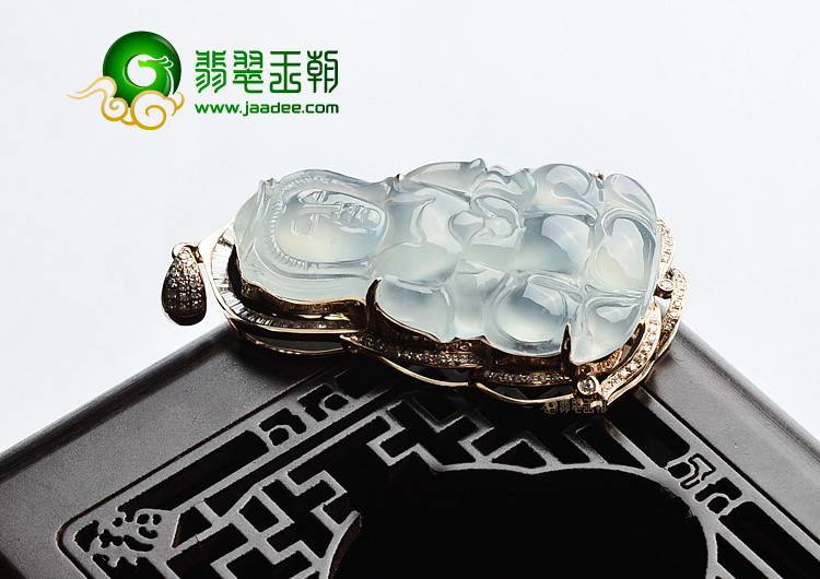 (超值推荐)冰种淡晴水镶玫瑰金观音胸坠(真钻)