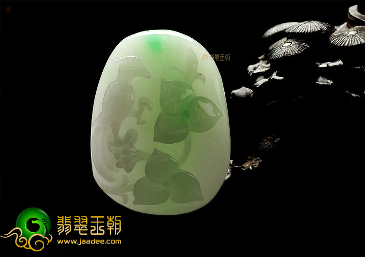 糯冰种飘翠鸟语花香挂件