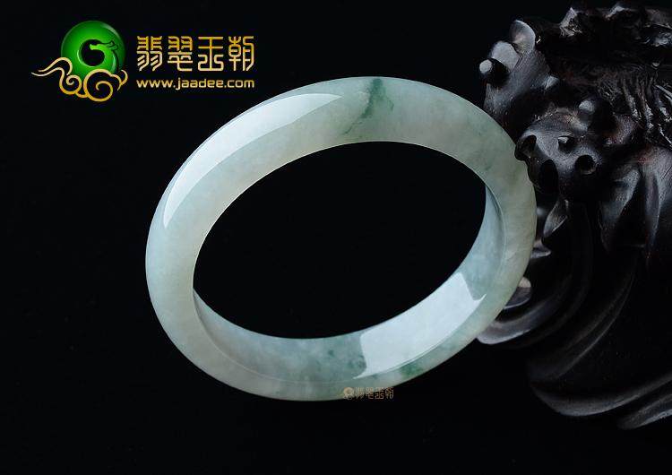 （超值推荐）糯冰种晴水飘花手镯（56.9mm）