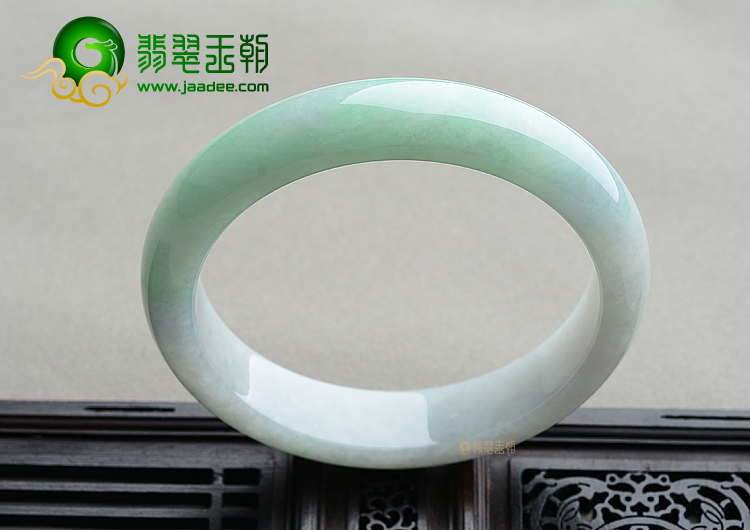 (超值推荐)糯冰种豆色手镯（59.5mm）