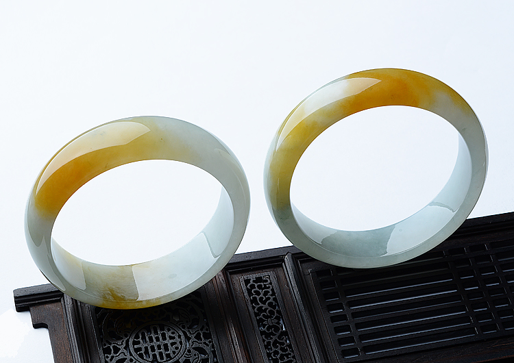 (超值推荐)糯冰种晴水黄翡手镯(59.8mm/60.5mm)(一对)
