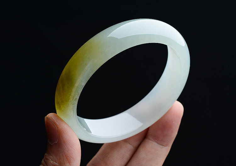 (超值推荐)冰种淡晴水飘褐黄翡手镯（58.2mm）