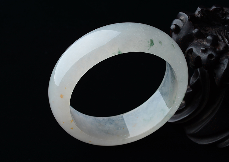 冰种飘花略带黄翡手镯（59mm）