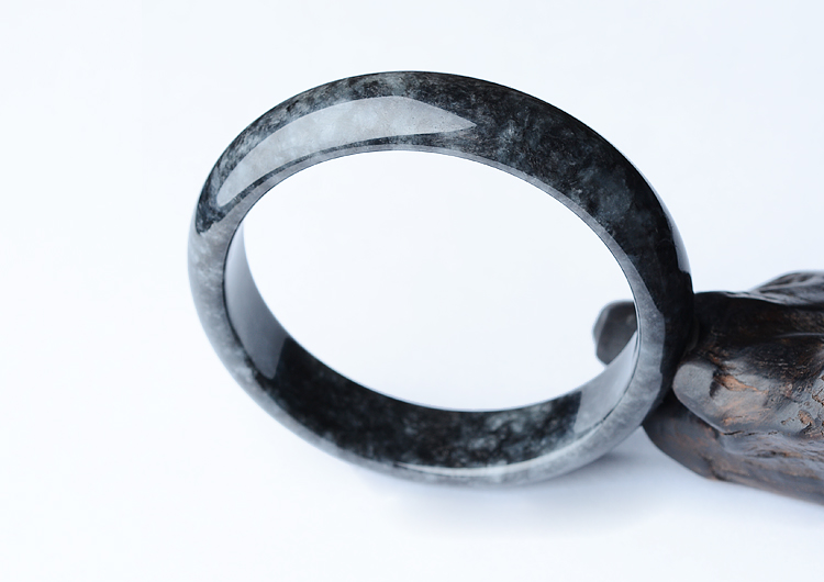 (超值推荐)细糯种乌鸡色手镯（58.5mm）
