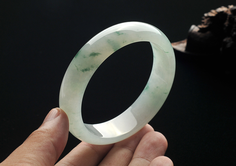 (超值推荐)冰种飘花手镯(59.6mm)