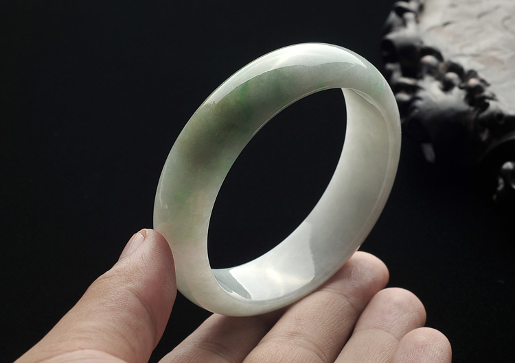 糯冰种飘花手镯(57.2mm)