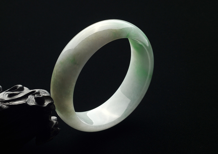 糯冰种飘花手镯(57.5mm)