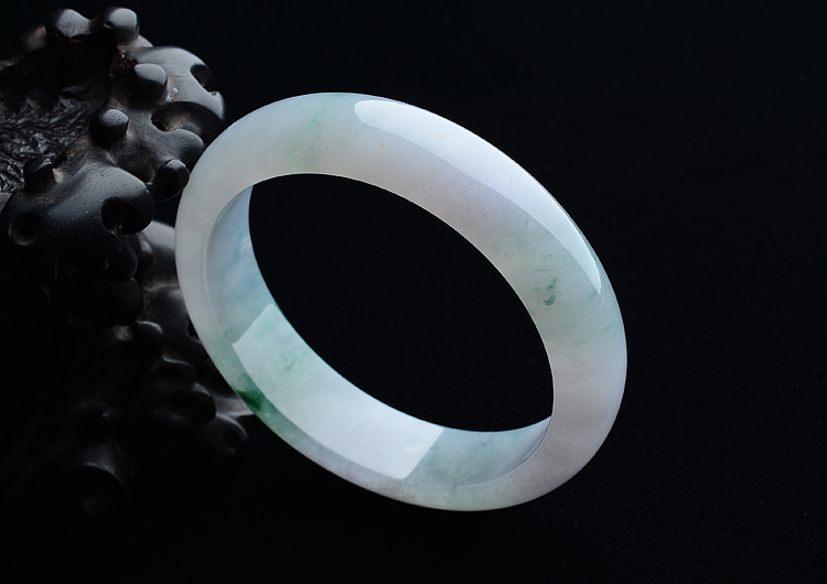 糯冰种春带彩手镯（59mm）