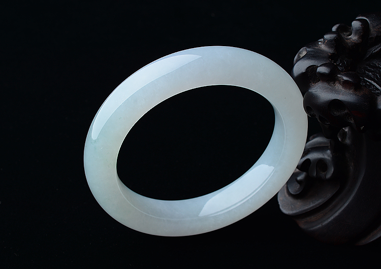 糯冰种晴水手镯（55mm）