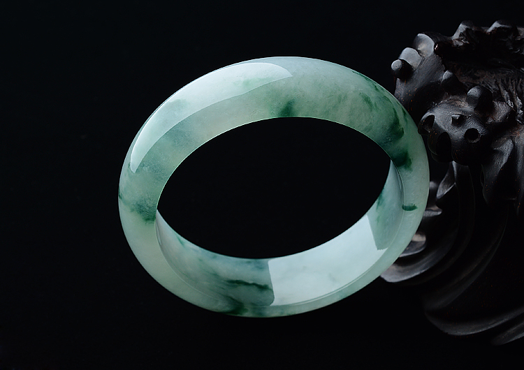 冰种飘花手镯(58.5mm)