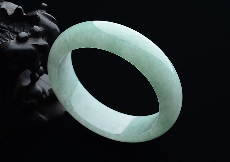 糯冰种豆色手镯（58.6mm）