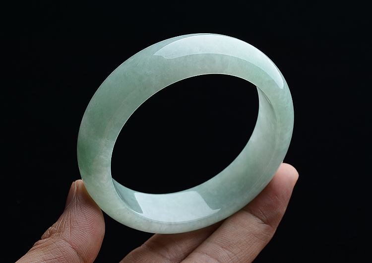 糯冰种豆色手镯（58.6mm）