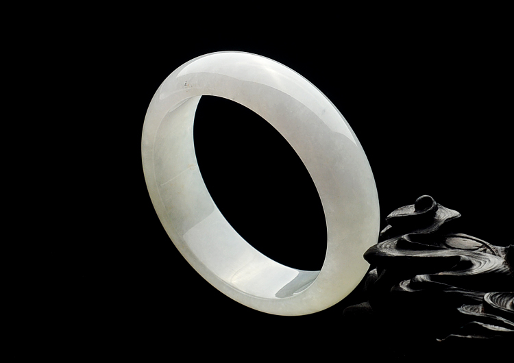 糯冰种淡晴水手镯(54.3mm)