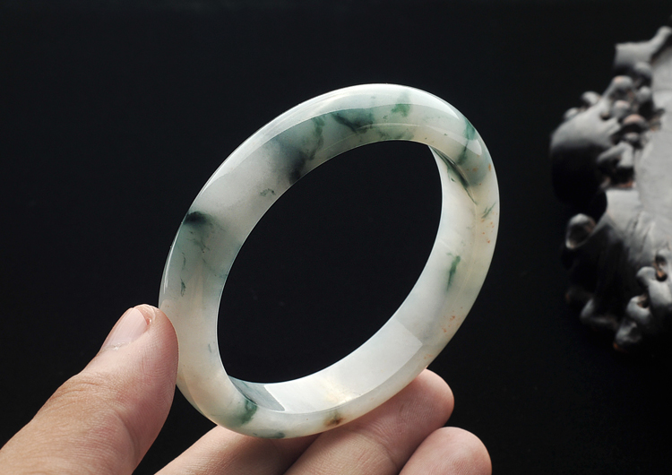 糯冰种飘花手镯(58.1mm)