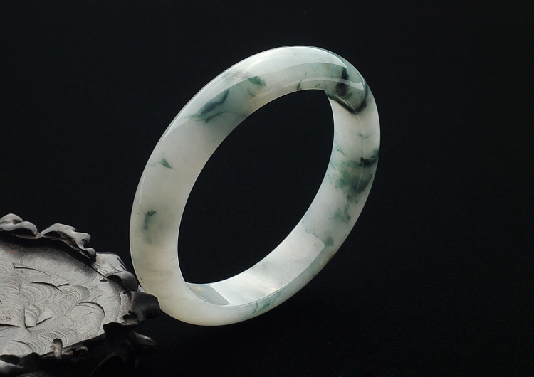 糯冰种飘花手镯(58.1mm)