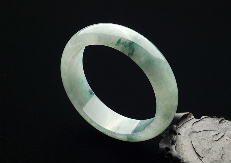 糯冰种飘花手镯(57.2mm)