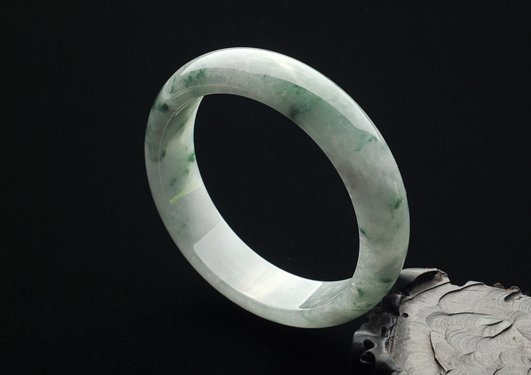 糯冰种飘花手镯(58.1mm)