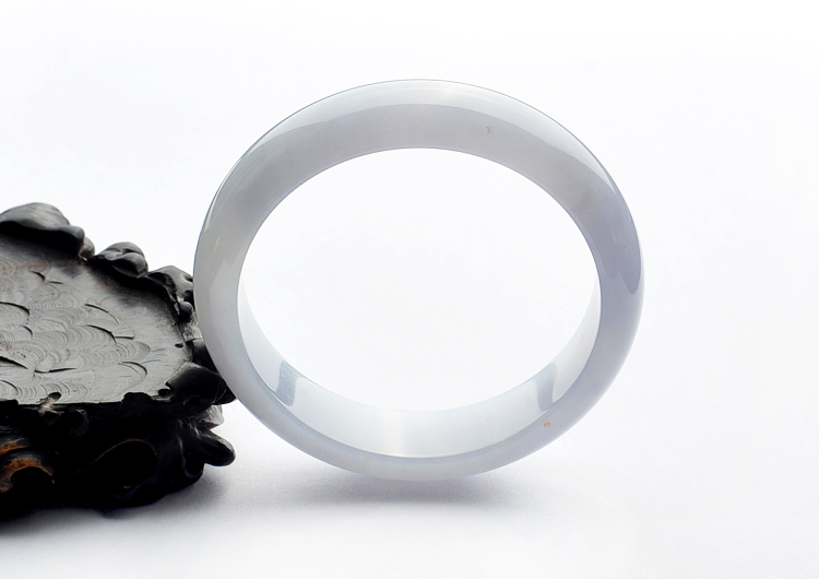 糯冰种淡紫罗兰手镯(59.1mm)