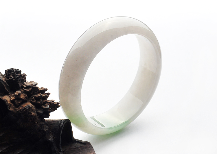 糯冰种飘绿花手镯(58mm)