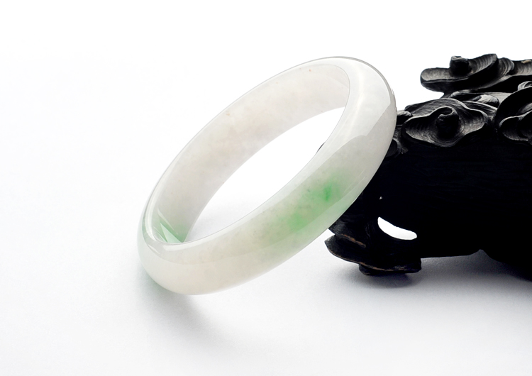 糯冰种飘绿花手镯(58mm)