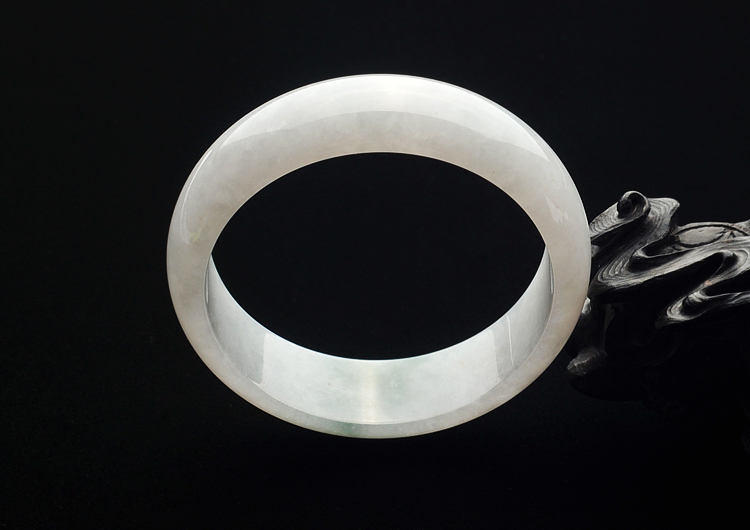 糯冰种飘花手镯(60.2mm)