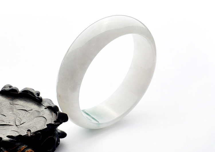 糯冰种飘花手镯(60.2mm)