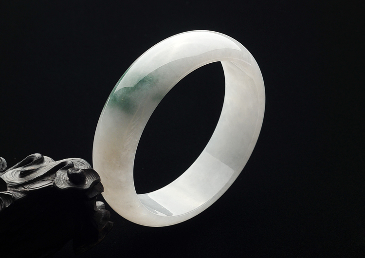 糯冰种飘花手镯(60.2mm)