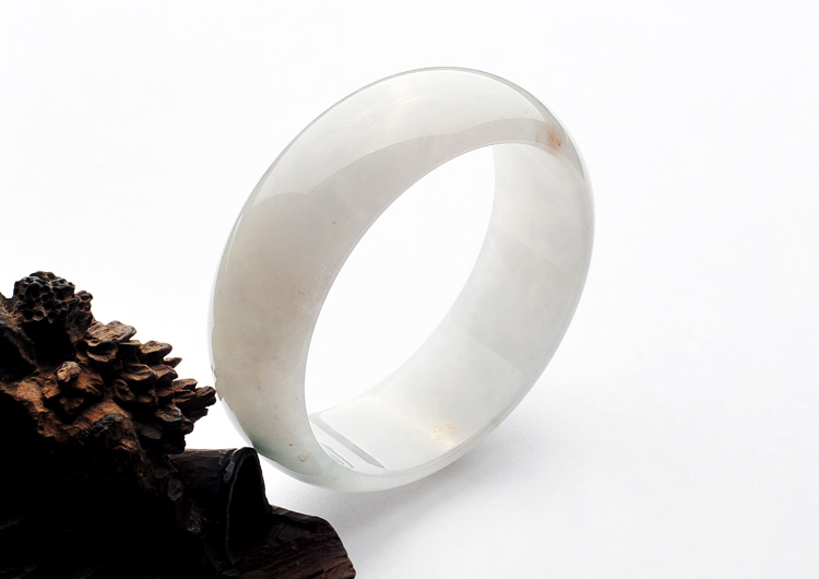 糯冰种飘花手镯(60.1mm)