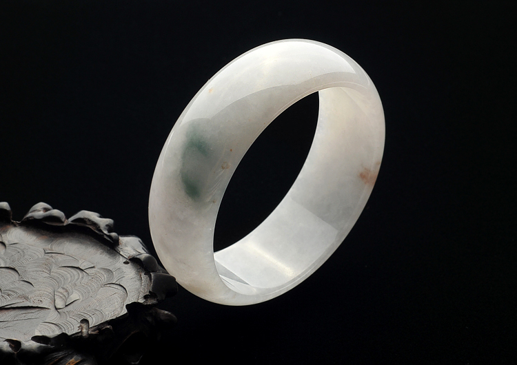 糯冰种飘花手镯(60.1mm)