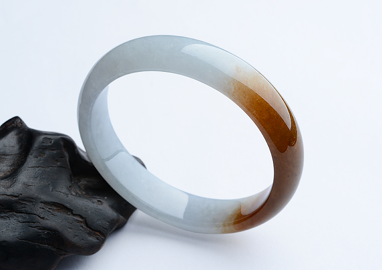 (超值推荐)糯冰种褐红翡手镯（56.8mm）