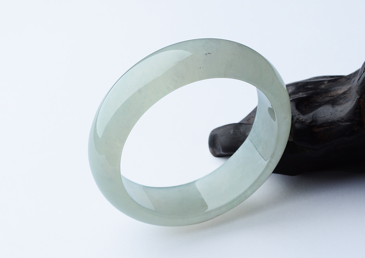 (超值推荐)冰种晴水手镯（57mm）