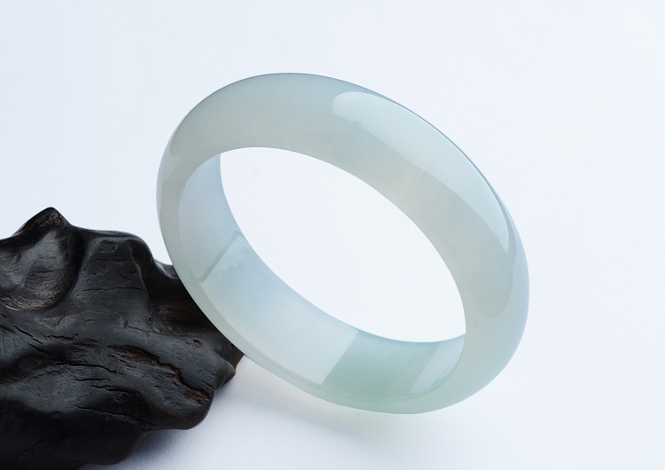 冰种晴水手镯（58.5mm）