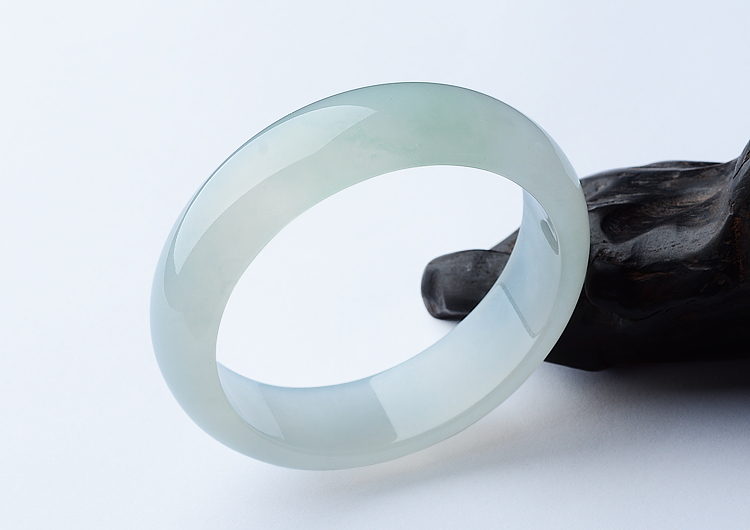 冰种晴水手镯（58.5mm）