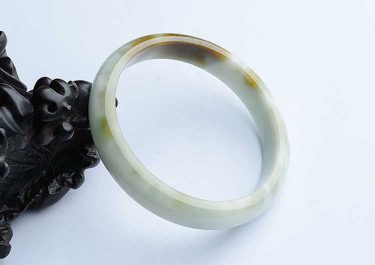 (超值推荐)细糯种黄翡手镯（57.3mm）