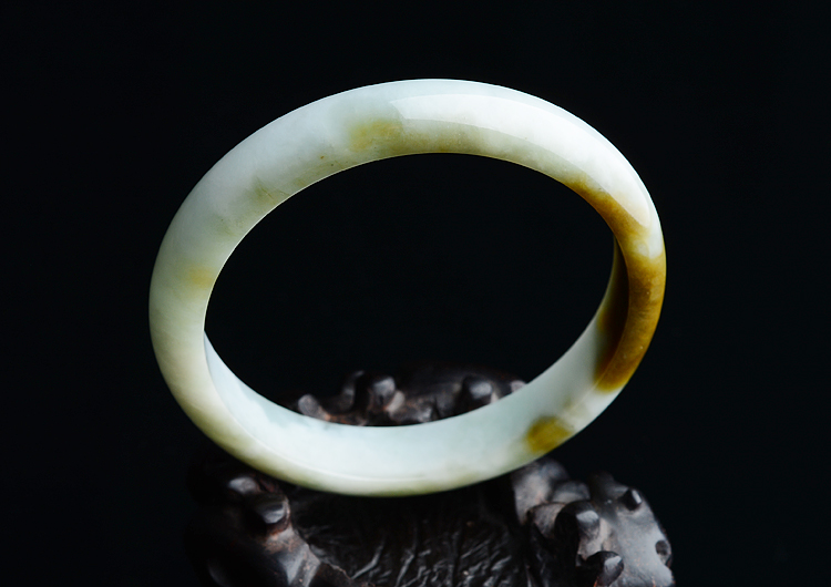(超值推荐)细糯种黄翡手镯（57.3mm）