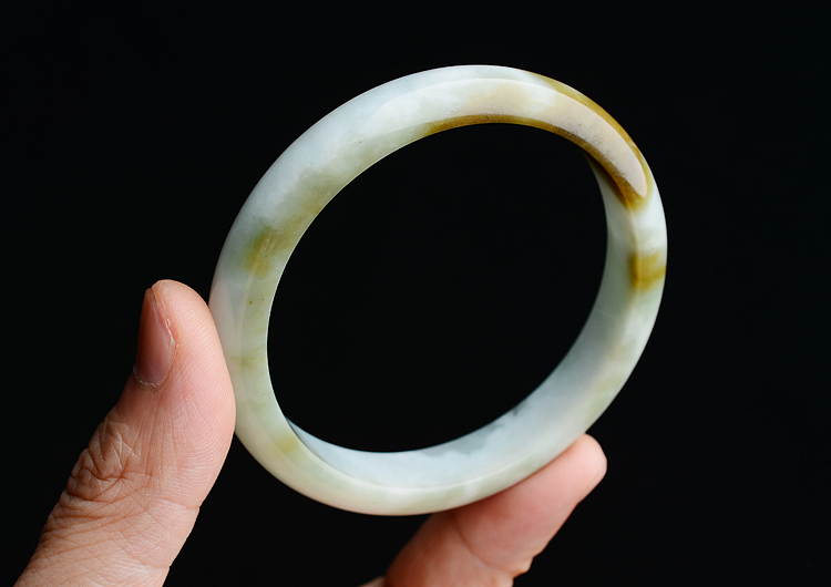 (超值推荐)细糯种黄翡手镯（57.3mm）