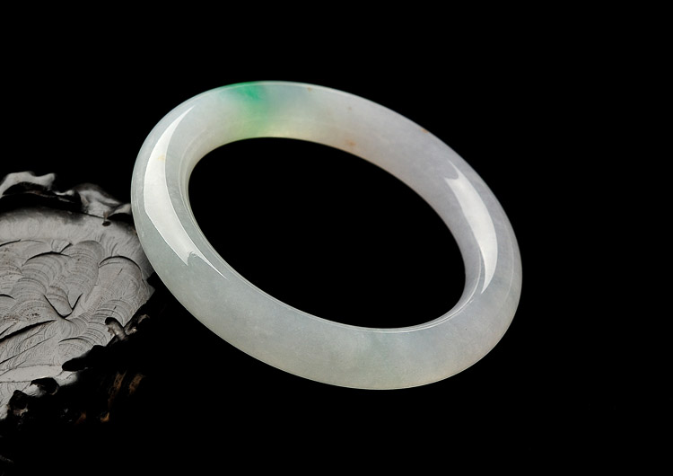 (超值推荐)冰种春带彩圆条手镯(57mm)