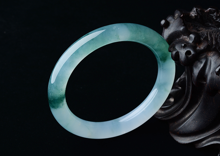 (超值推荐)冰种晴水飘花圆条手镯（55.8mm）